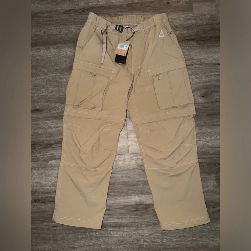 Nike ACG 